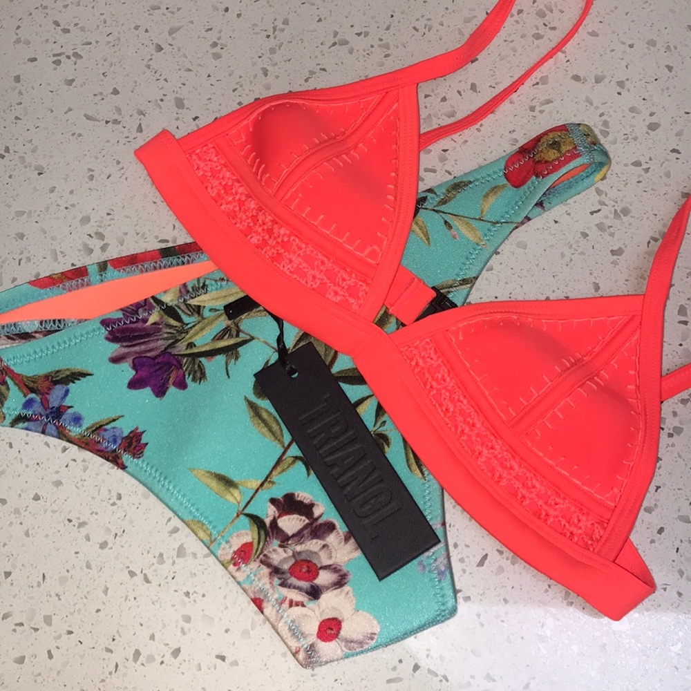 NWT Triangl Bikini w/ Bag